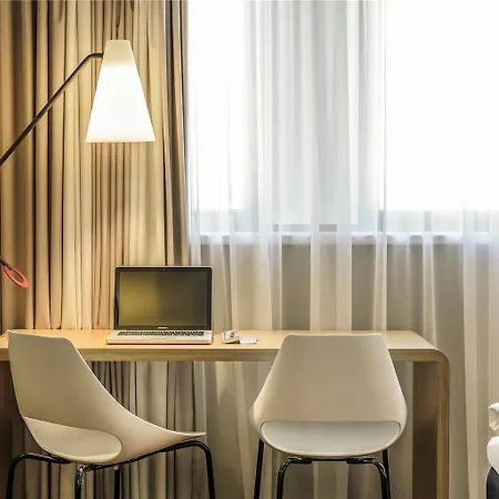 Ibis 3*