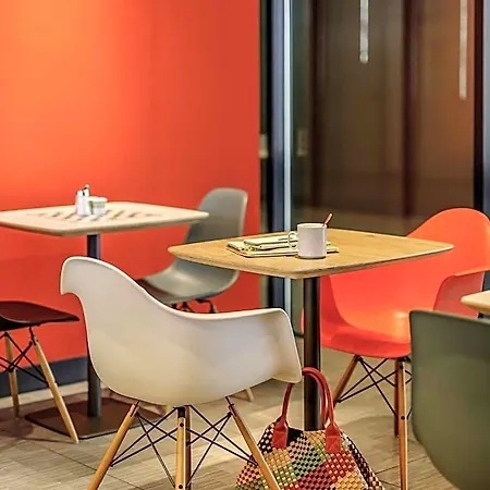 Ibis Hotel 3*