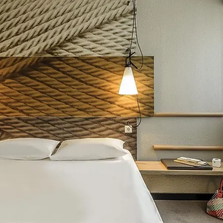 Ibis 3*