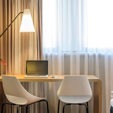 Ibis 3*