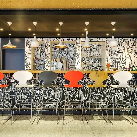 Ibis 3*